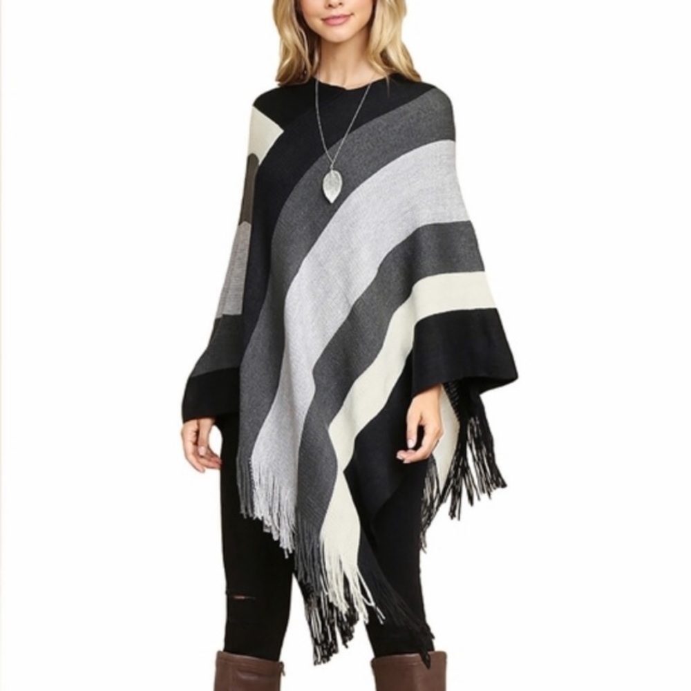 Striped poncho - Picture 2 of 3